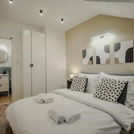 N36- Boutique Apartments, Location, By Bqa アパート